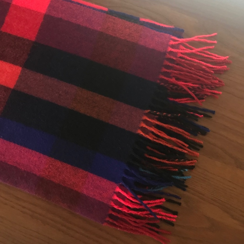 GAP Plaid Scarf